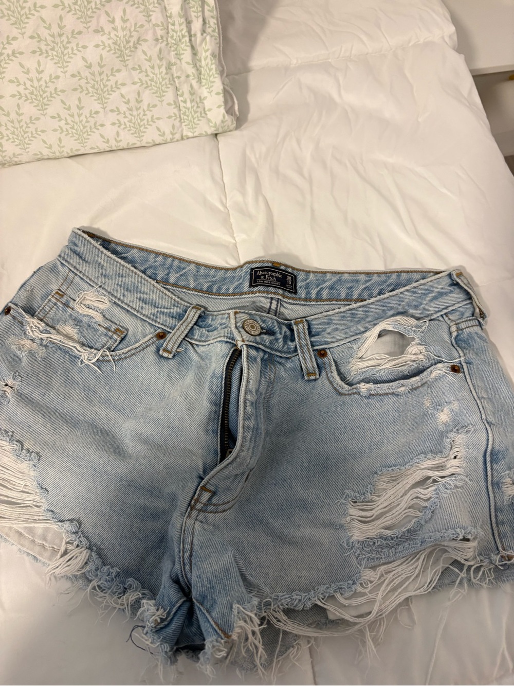 Abercrombie & Fitch Light Blue Distressed Denim Short Shorts
